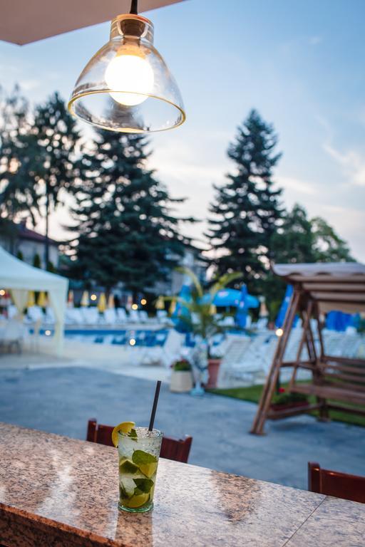 Chateau Montagne Hotel Troyan Trojan Eksteriør bilde